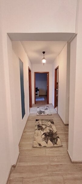 RAHOVA - Piata Rahova, stradal, 2 camere, mobilat si utilat modern